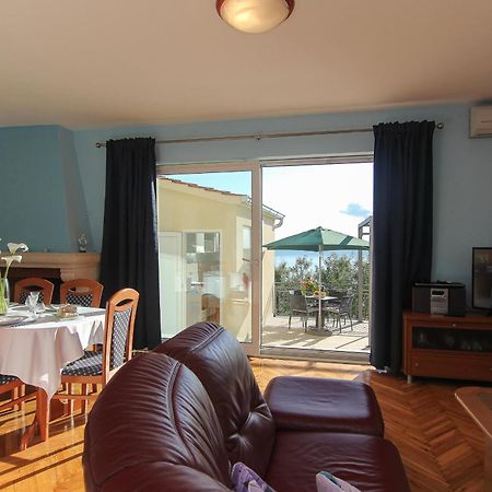 Apartments Villa Alex Podaca Rom bilde